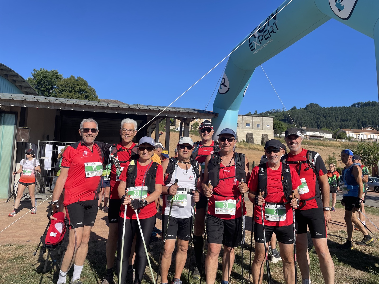 Lisa et les marcheur.se.s font briller le Jocel au Trail déraille de Cublize